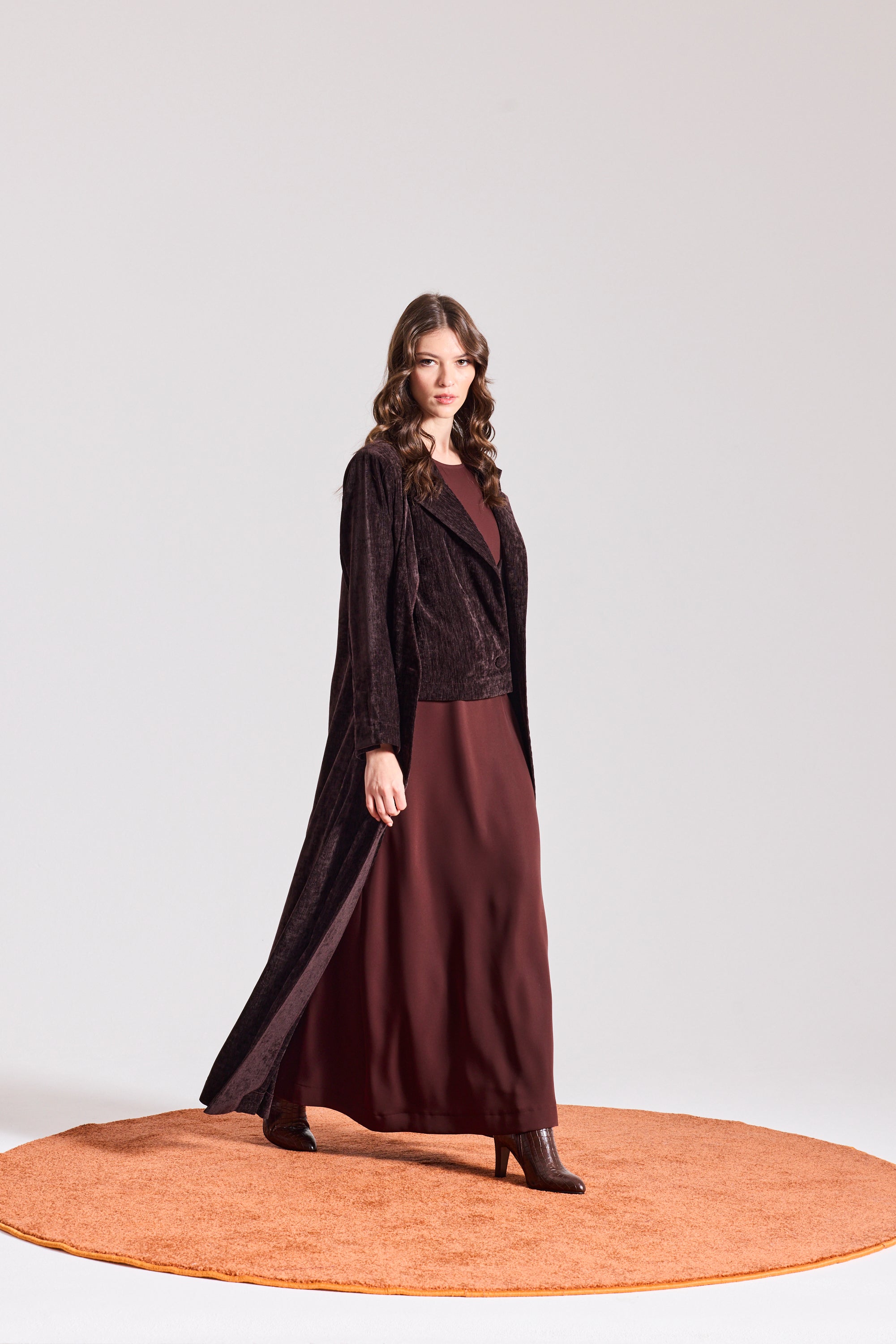 WINTER 25/26 LOOK 02