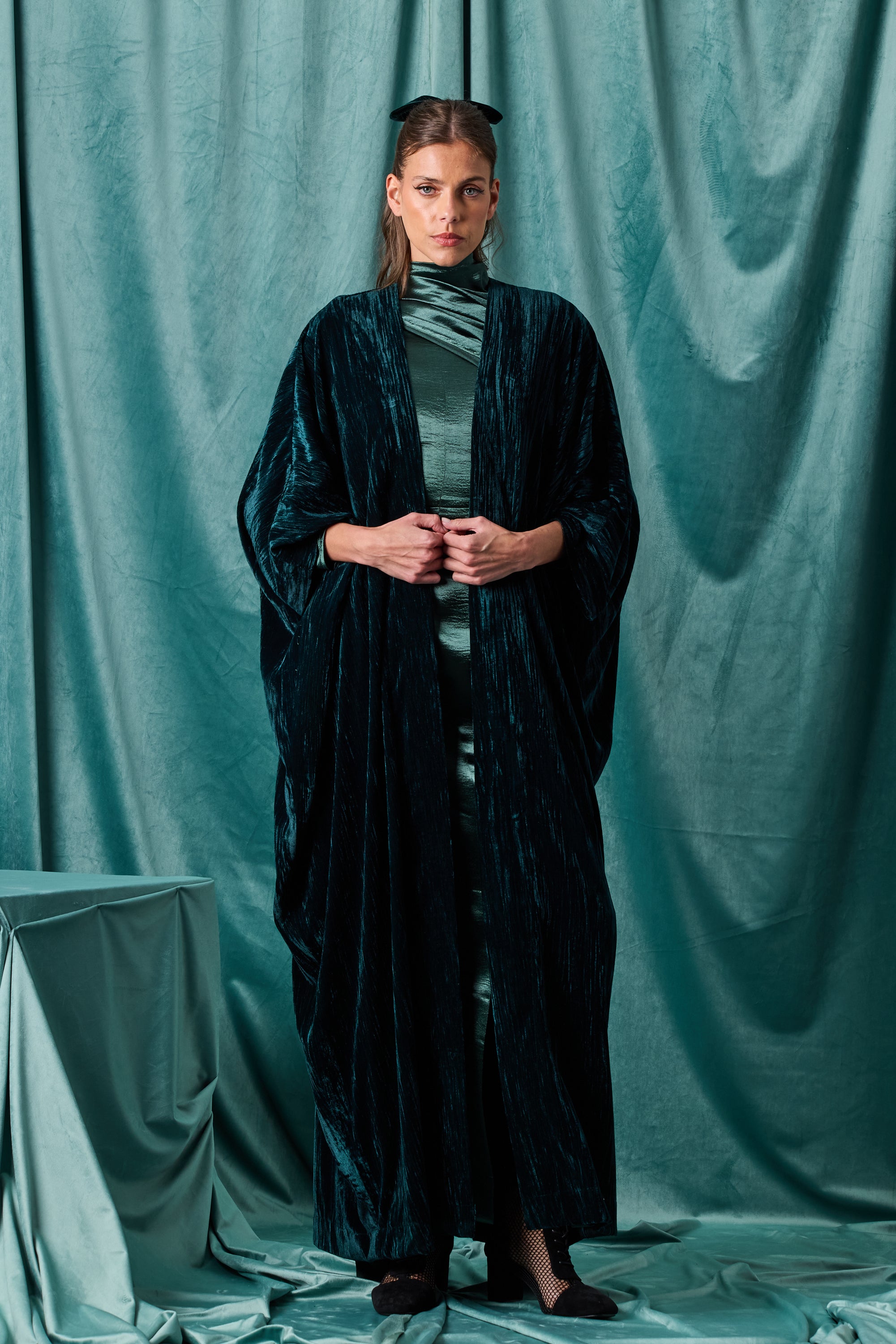 Silhouette Capsule  - Look 02