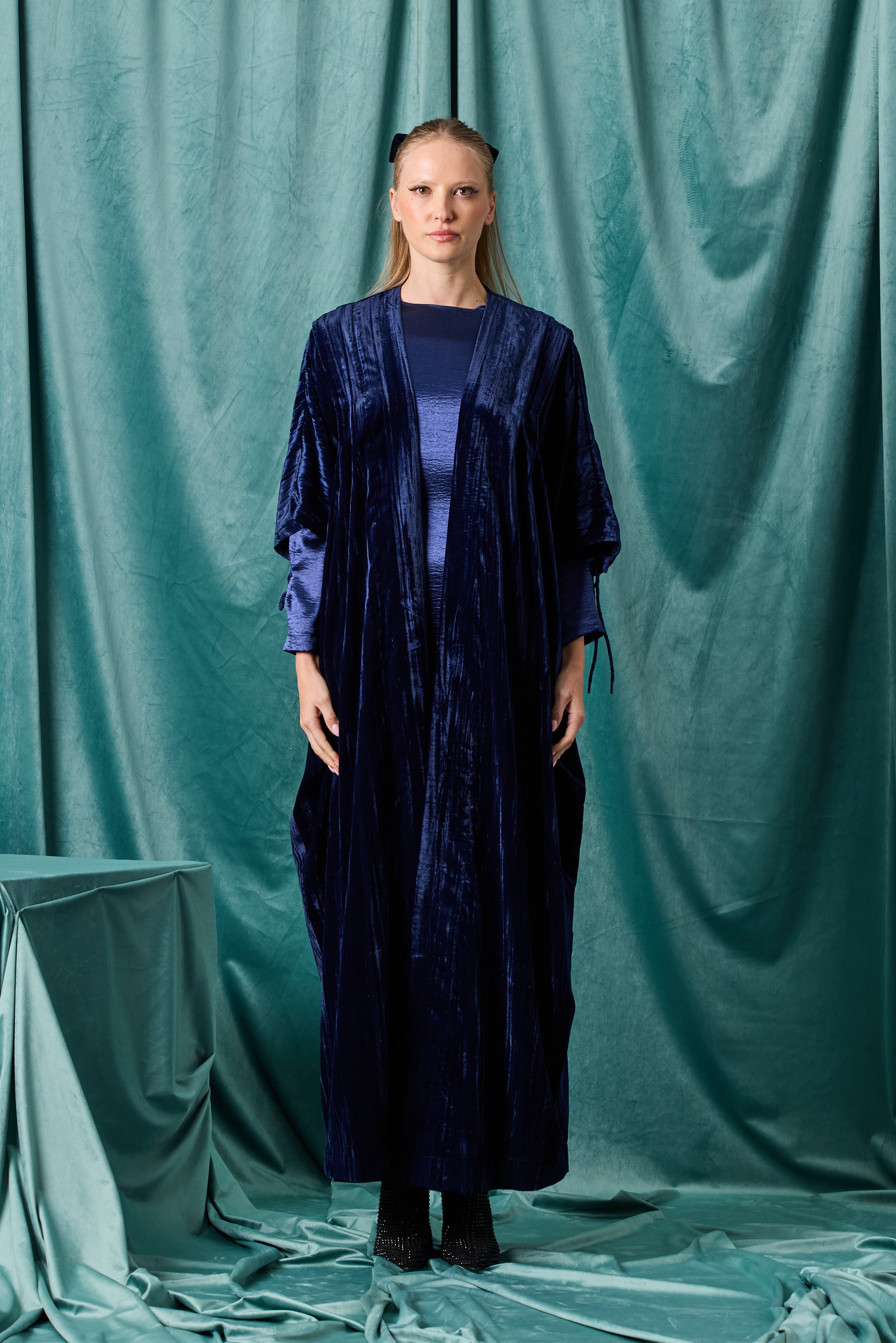 Silhouette Capsule - Look 03