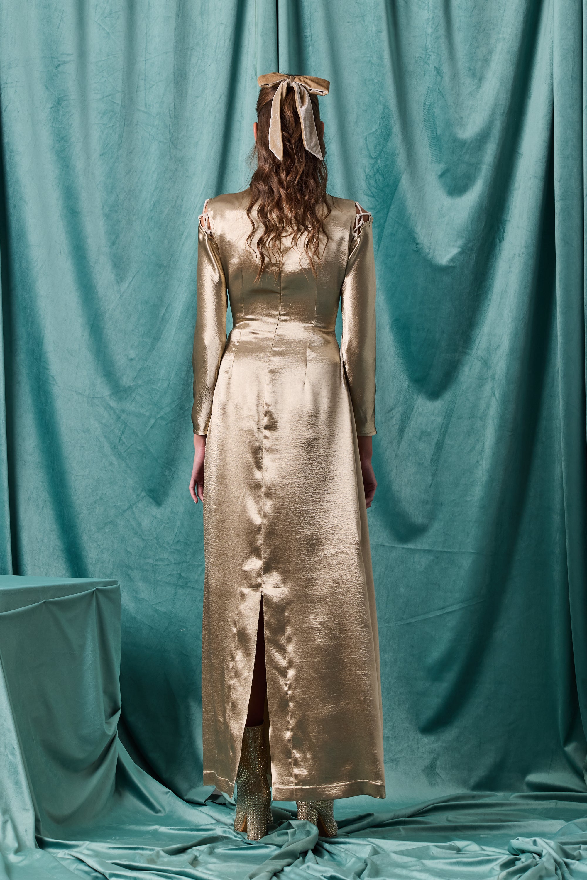 Silhouette Capsule  - Look 04
