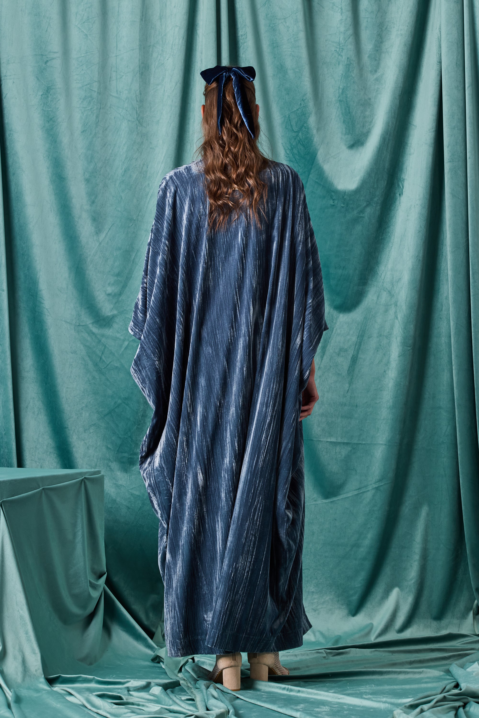 Silhouette Capsule - Look 06