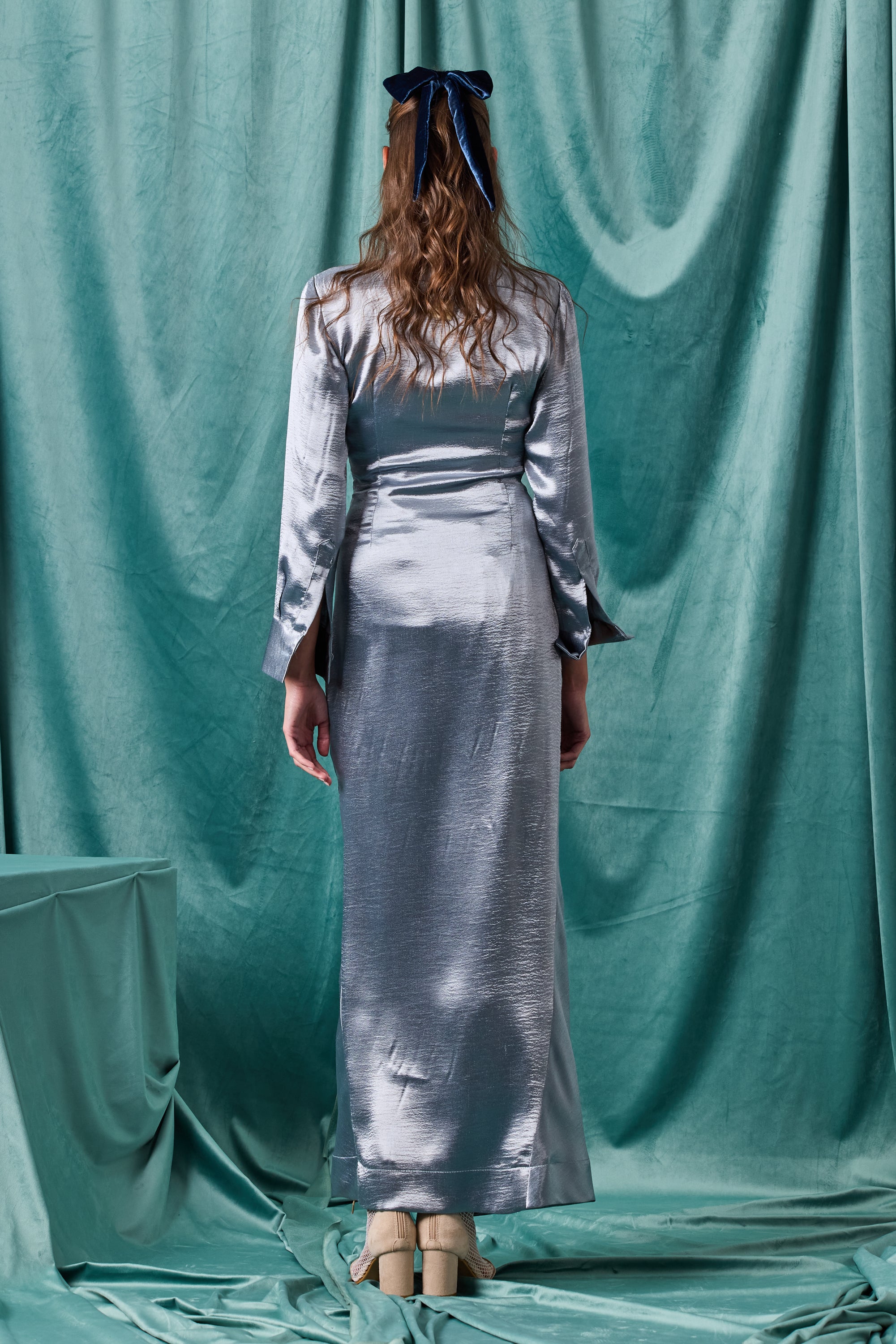 Silhouette Capsule - Look 06