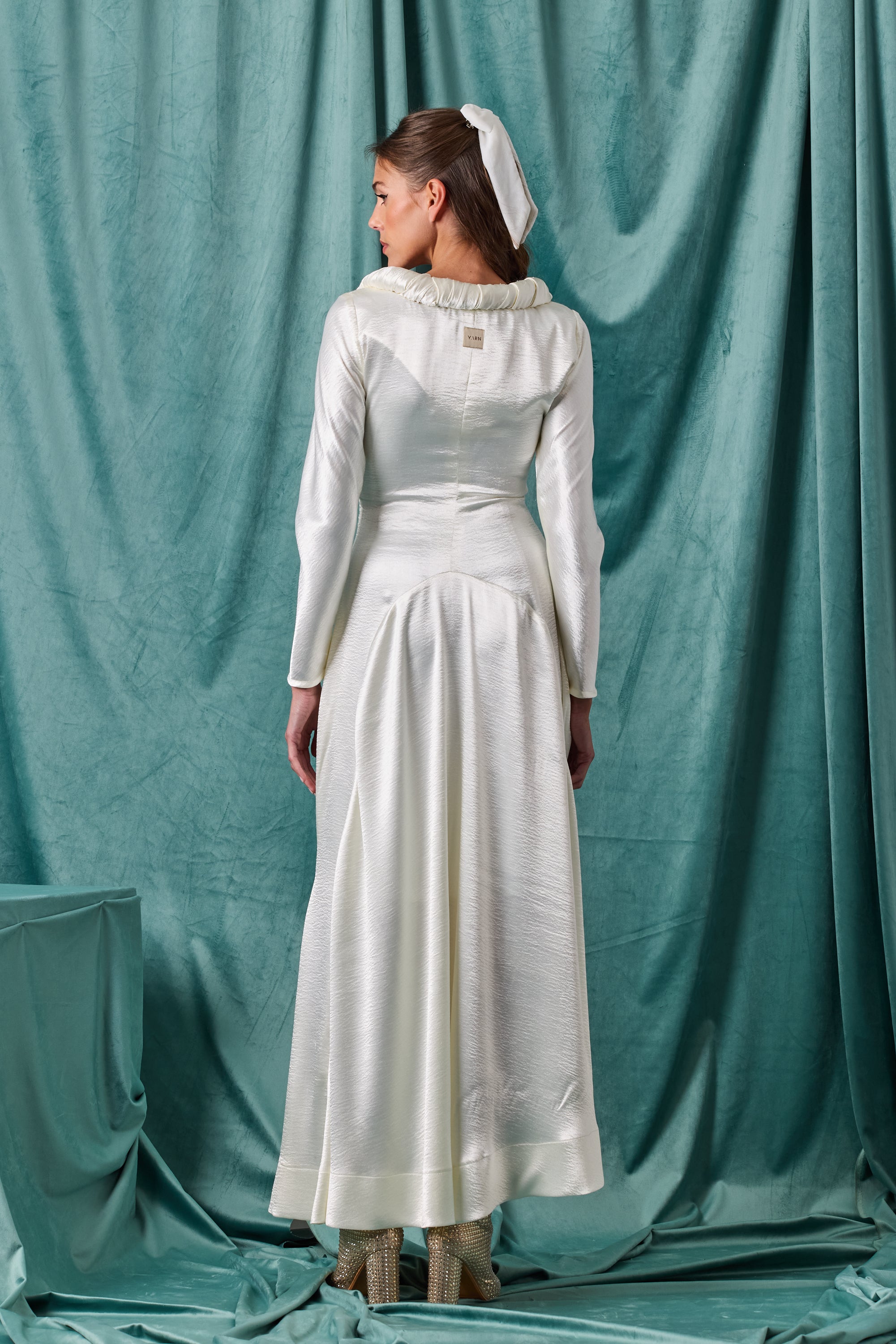 Silhouette Capsule  - Look 08
