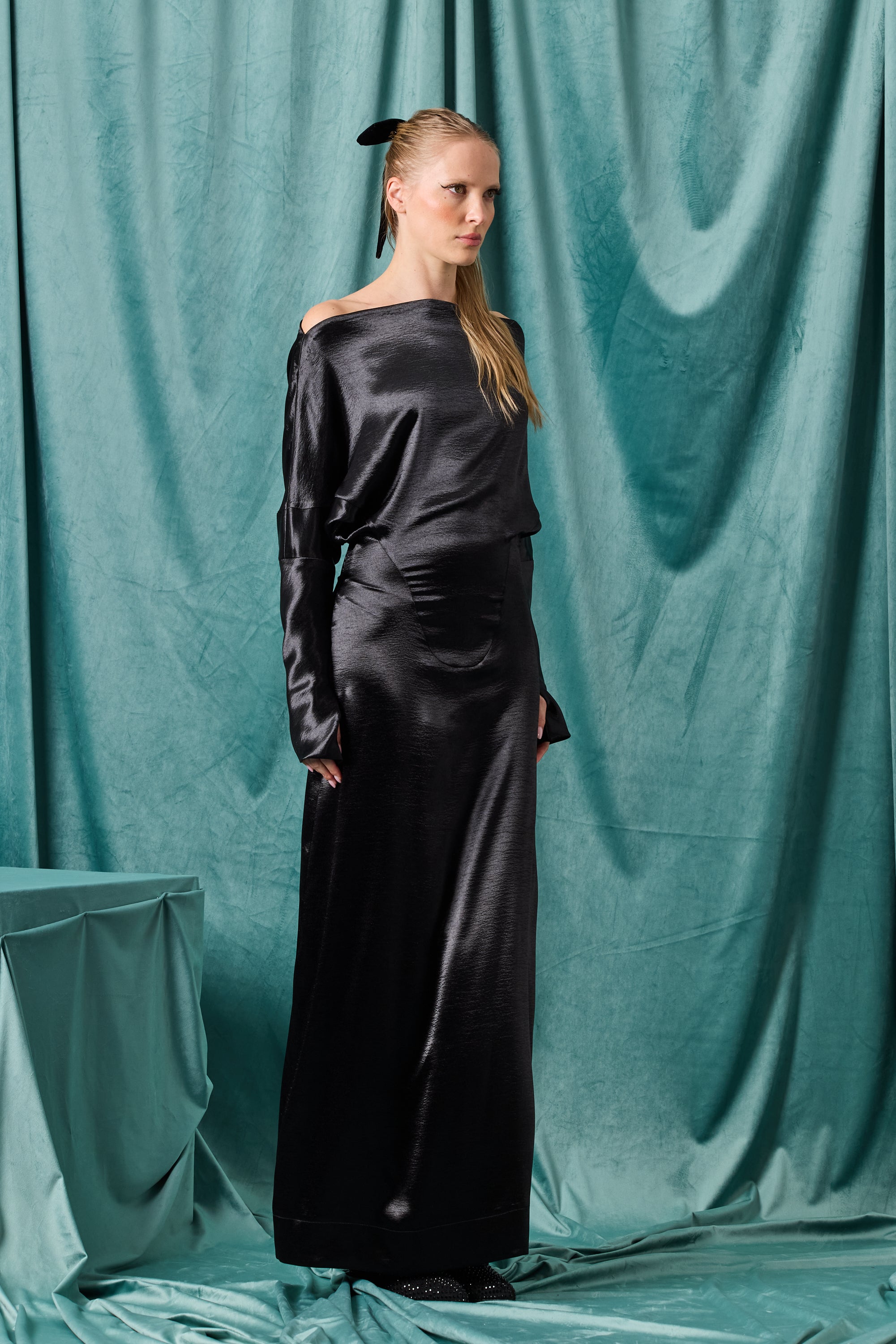 Silhouette Capsule  - Look 09