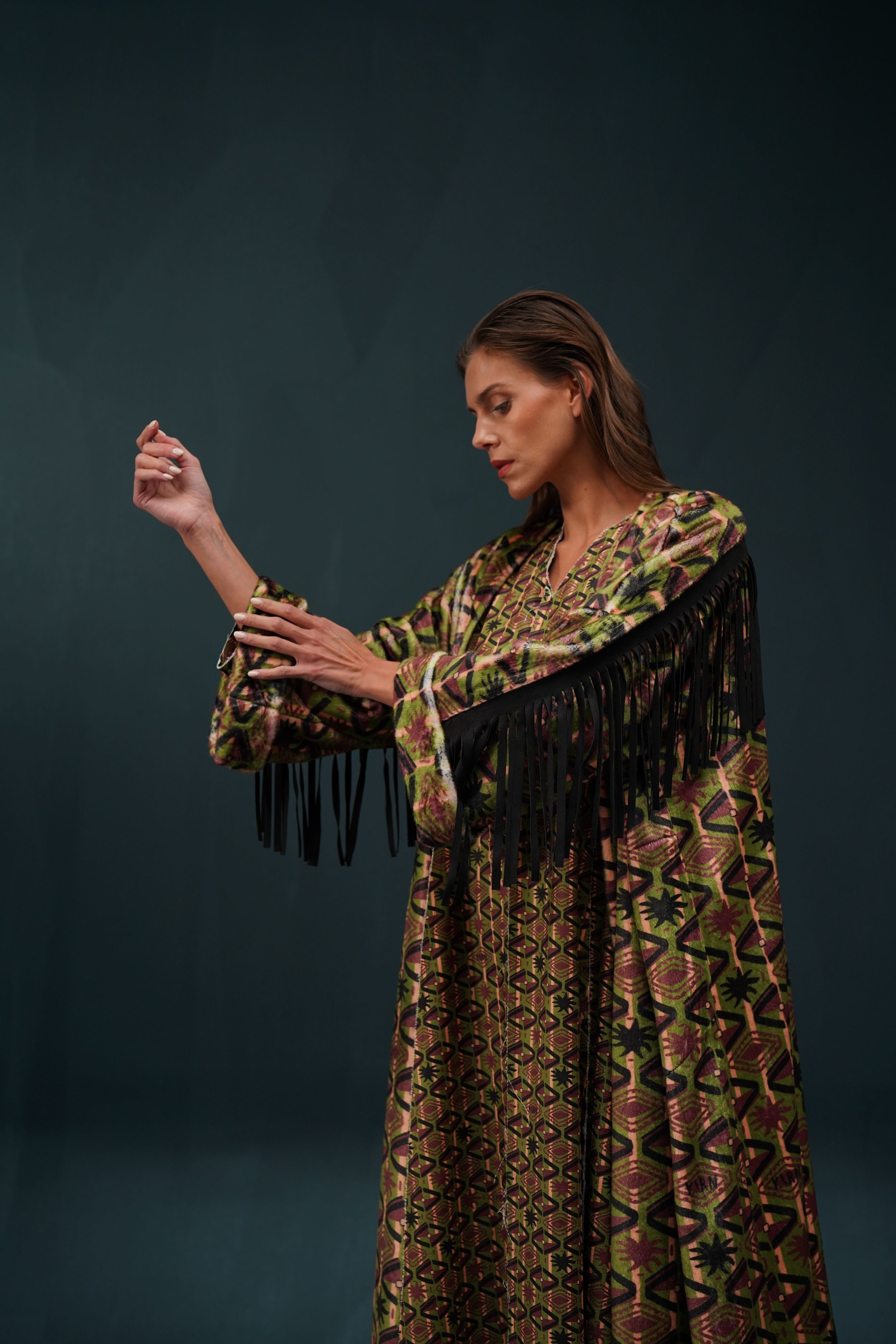 Bisht Heritage / LOOK 07