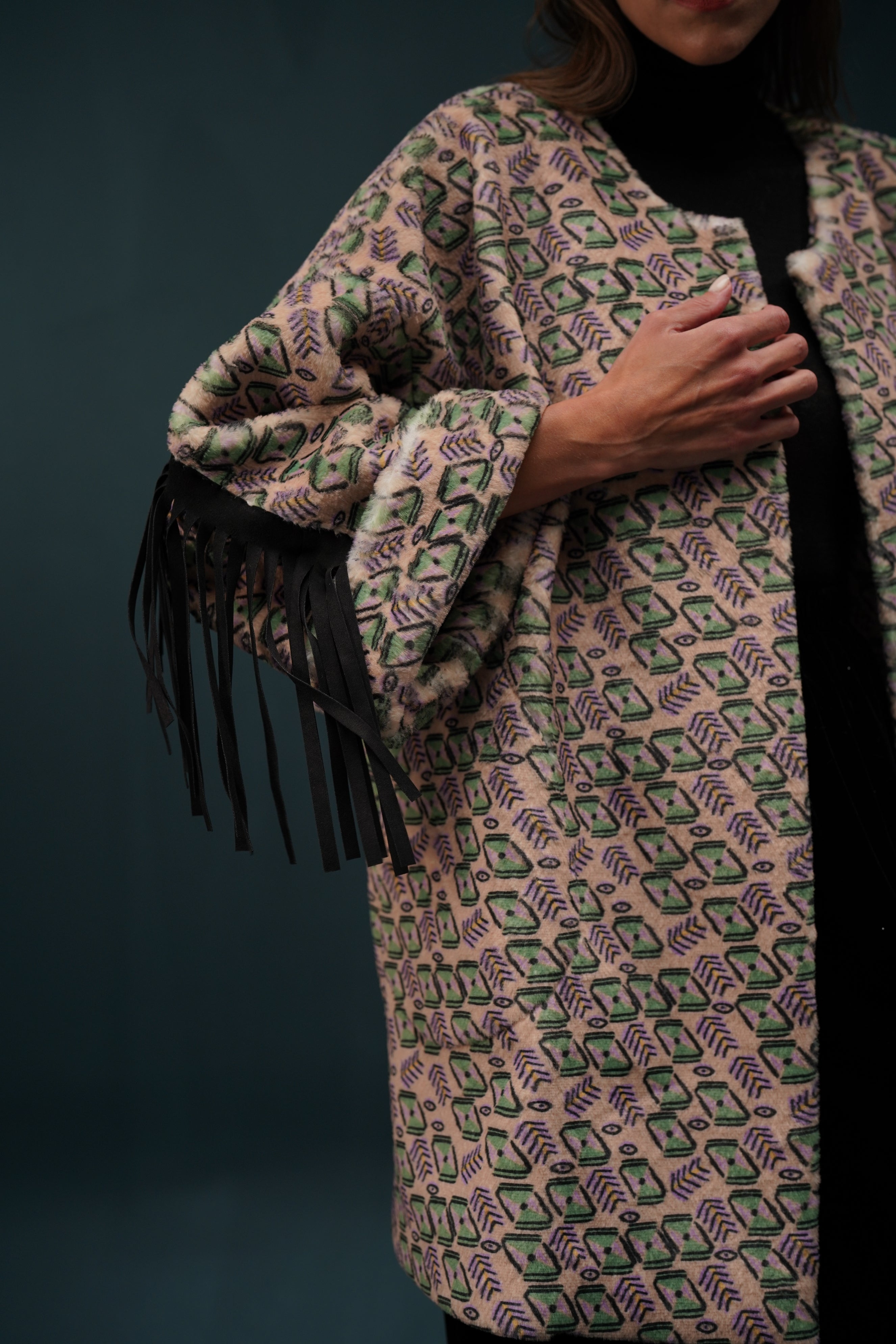 Bisht Heritage / LOOK 08
