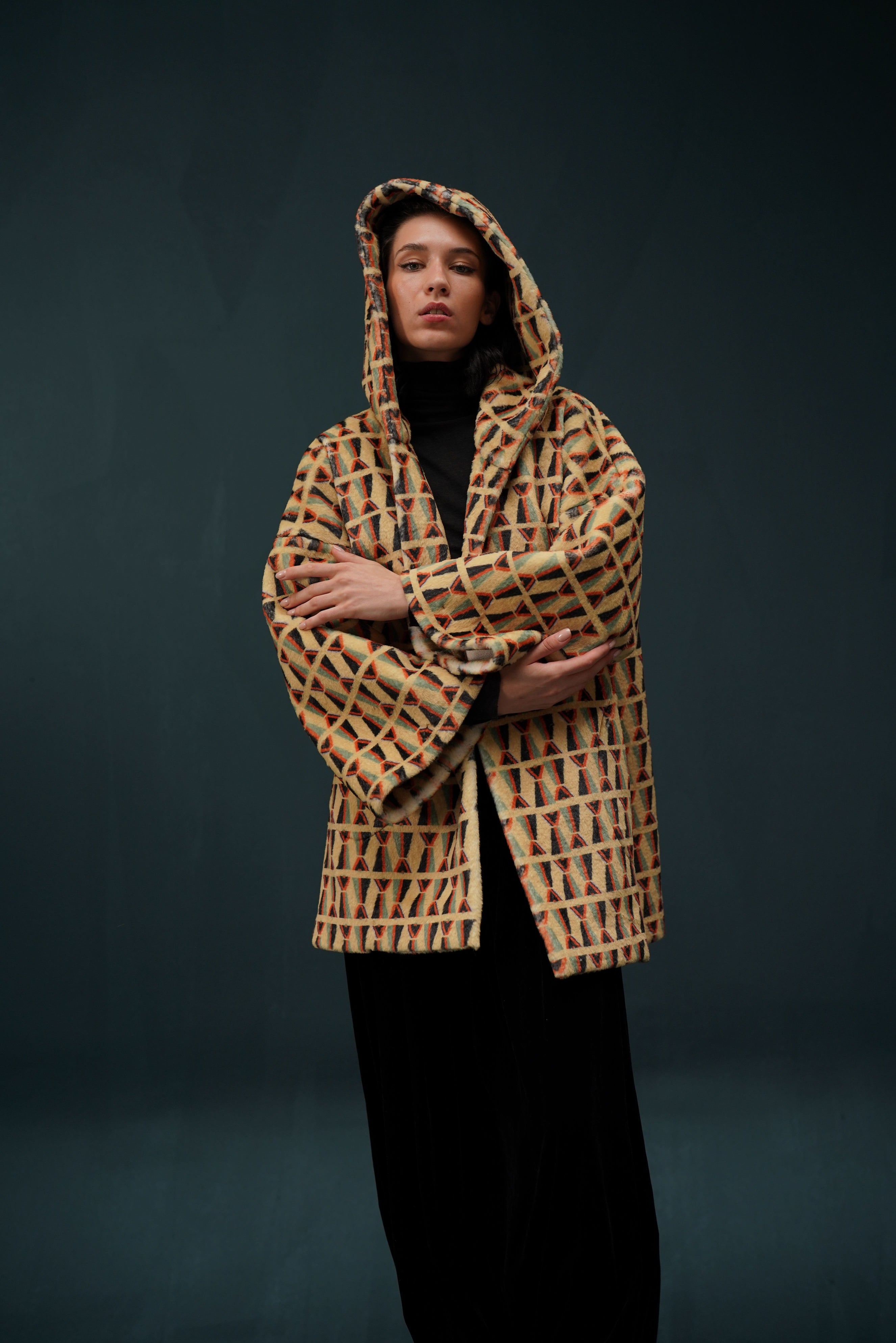 Bisht Heritage / LOOK 09