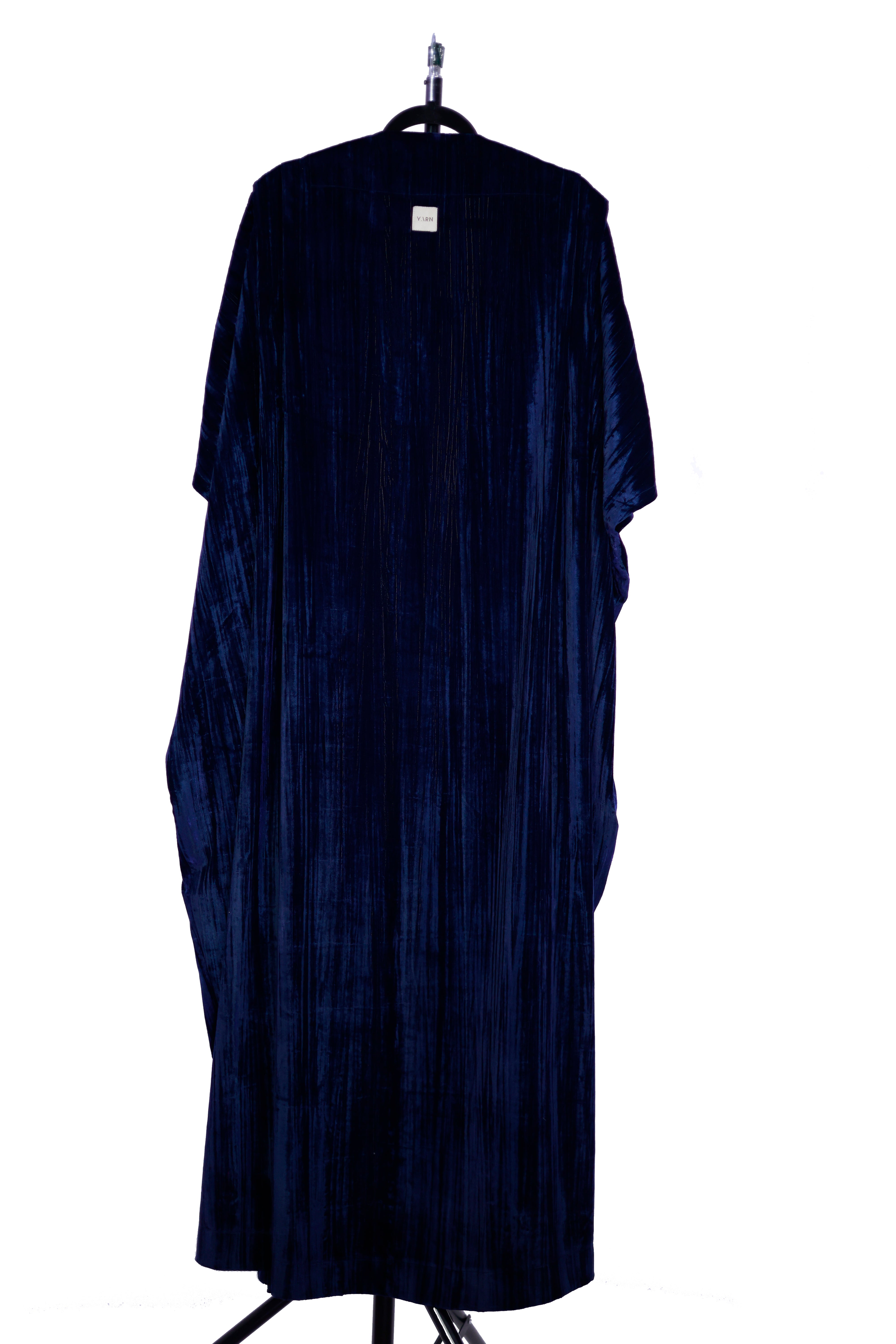 Silhouette Capsule - Look 03