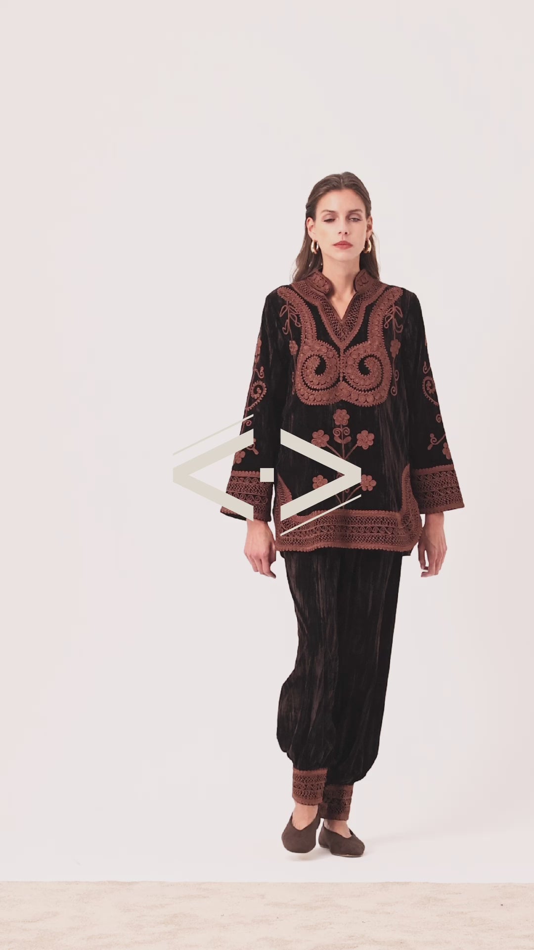 WINTER 25/26 LOOK 09